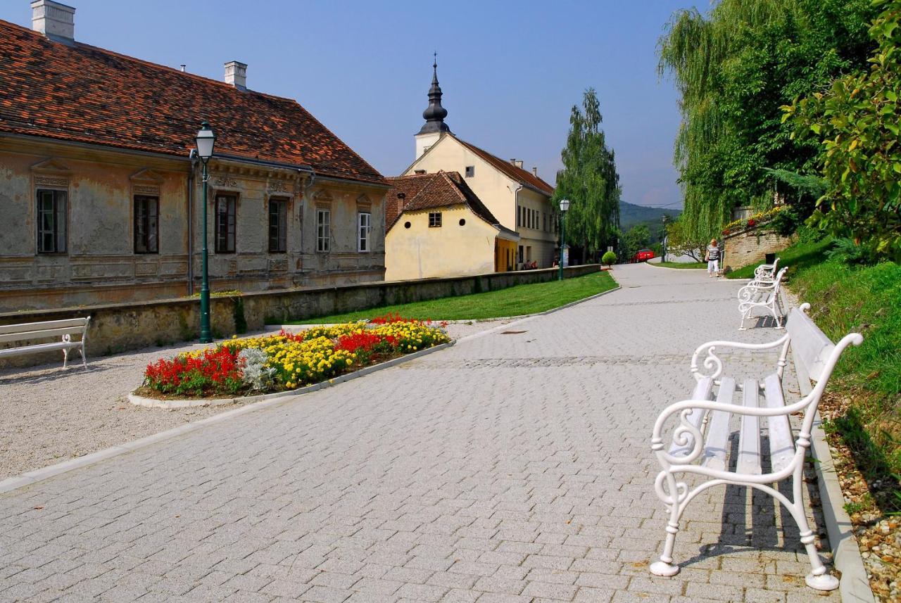 K Relax Place, Varazdinske Toplice, Modern Home With Sauna, Jacuzzi, Wifi Екстер'єр фото