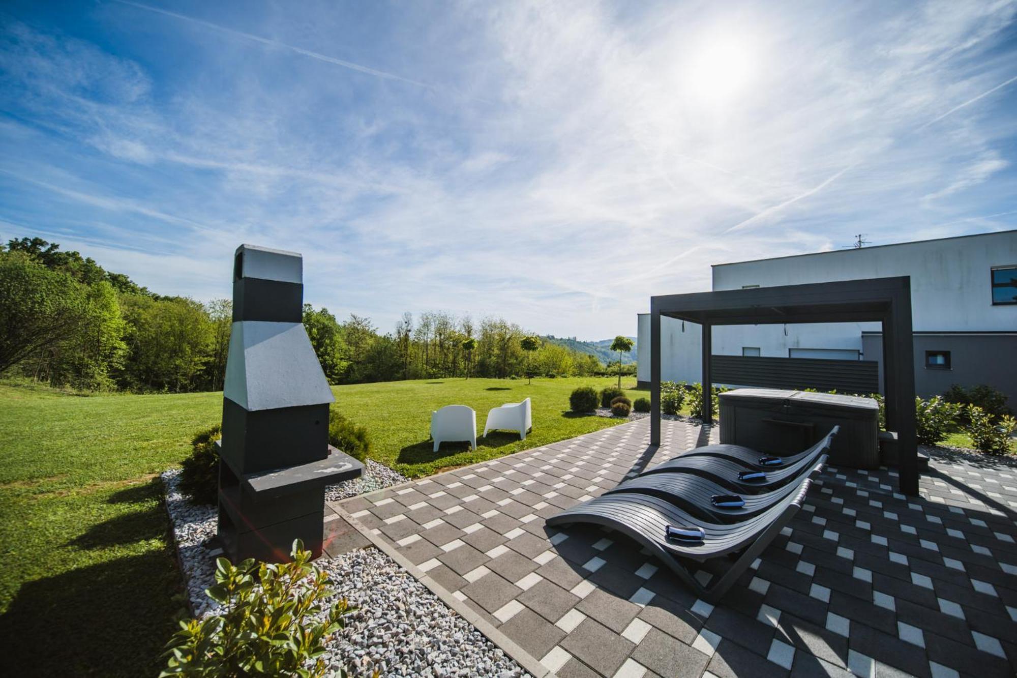 K Relax Place, Varazdinske Toplice, Modern Home With Sauna, Jacuzzi, Wifi Екстер'єр фото